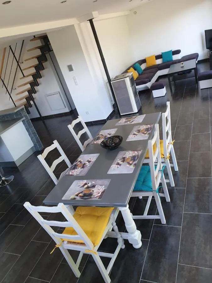 Hébergement de vacances KERKASA Grande maison en campagne proche Rennes, 2100m² Tresboeuf